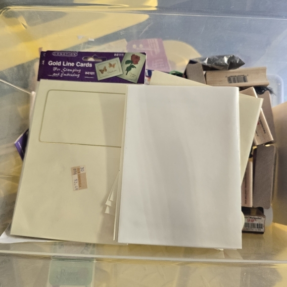 Tote Full Of Rubber Stamps And Misc Art Supplies - Picture 7 of 7